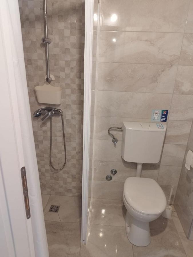 Apartments Mare - 150 M From Beach 브렐라 외부 사진
