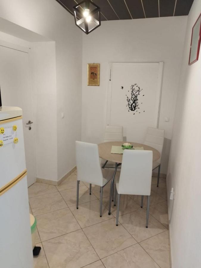 Apartments Mare - 150 M From Beach 브렐라 외부 사진