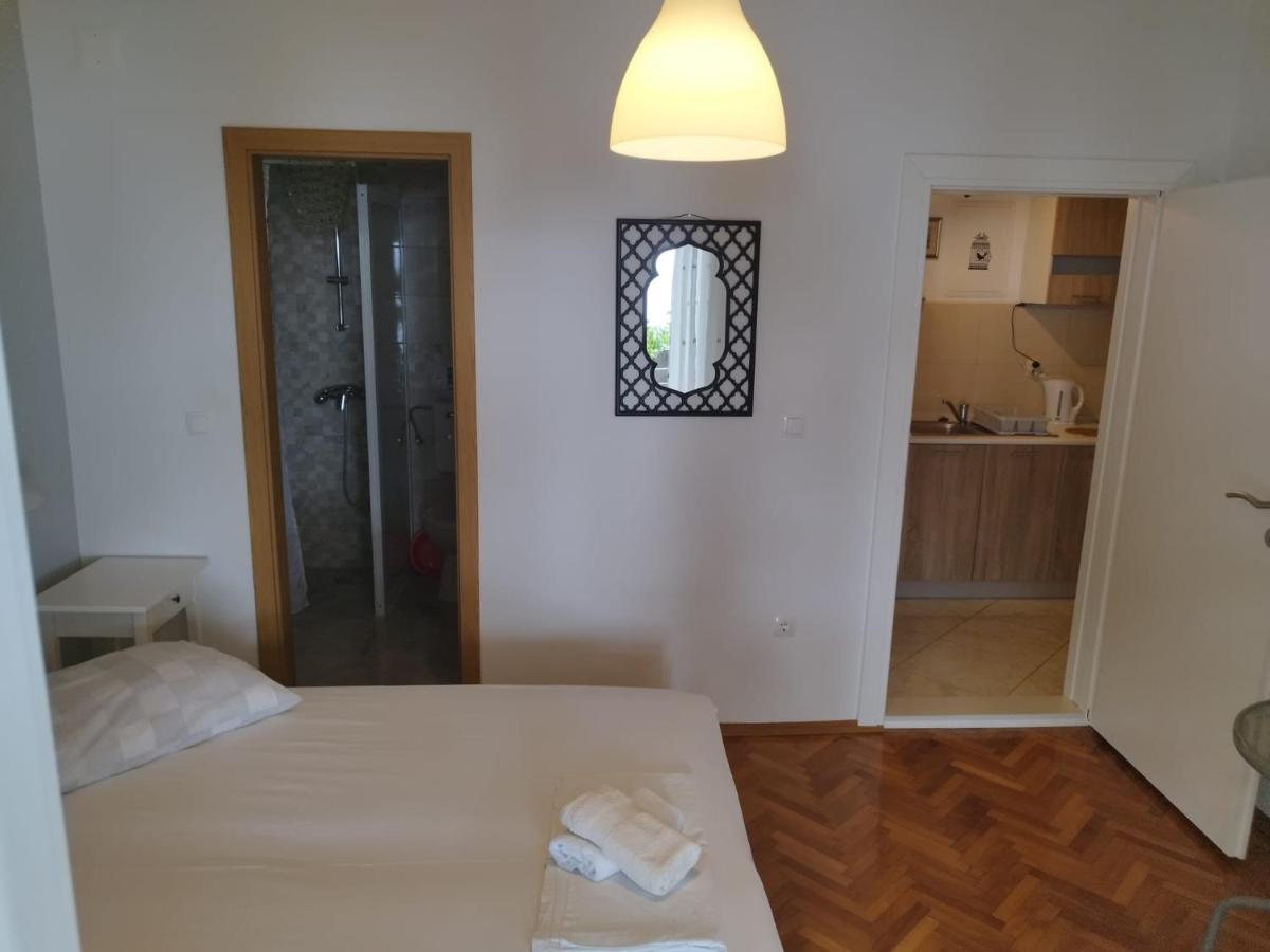 Apartments Mare - 150 M From Beach 브렐라 외부 사진