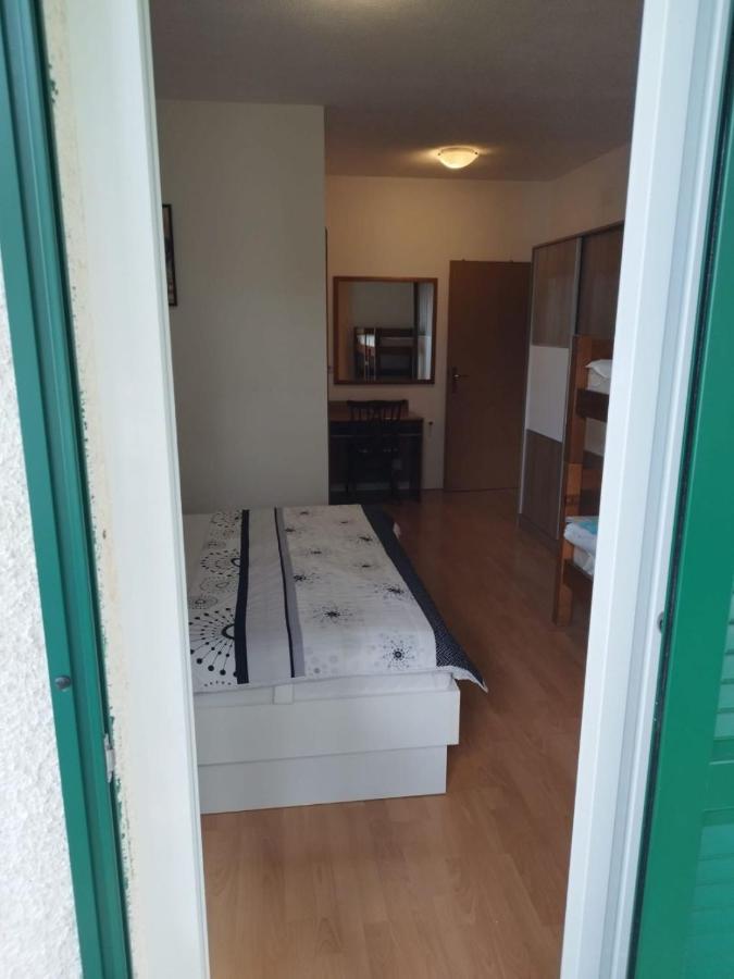 Apartments Mare - 150 M From Beach 브렐라 외부 사진