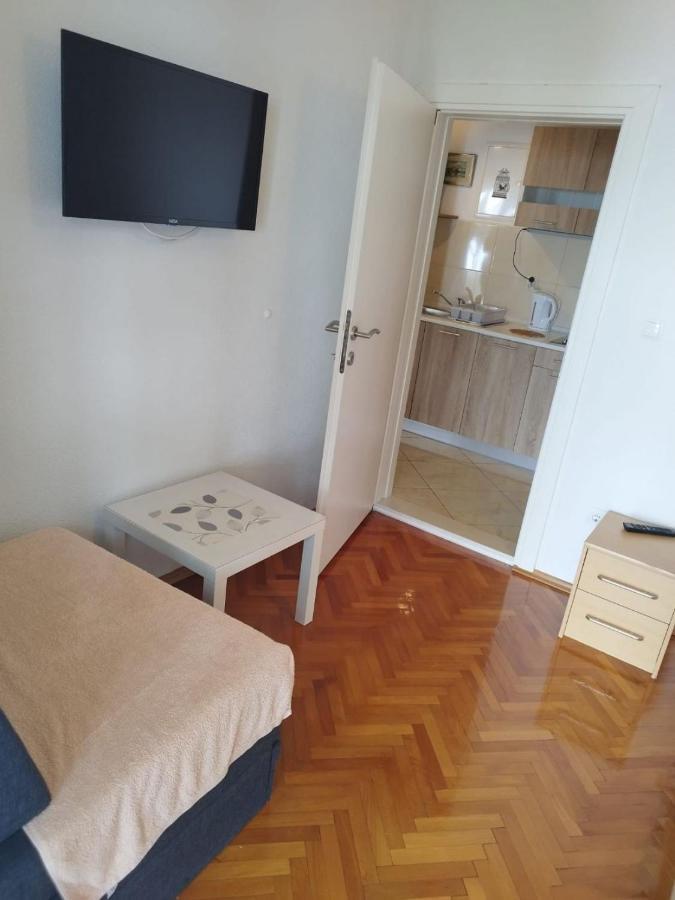 Apartments Mare - 150 M From Beach 브렐라 외부 사진